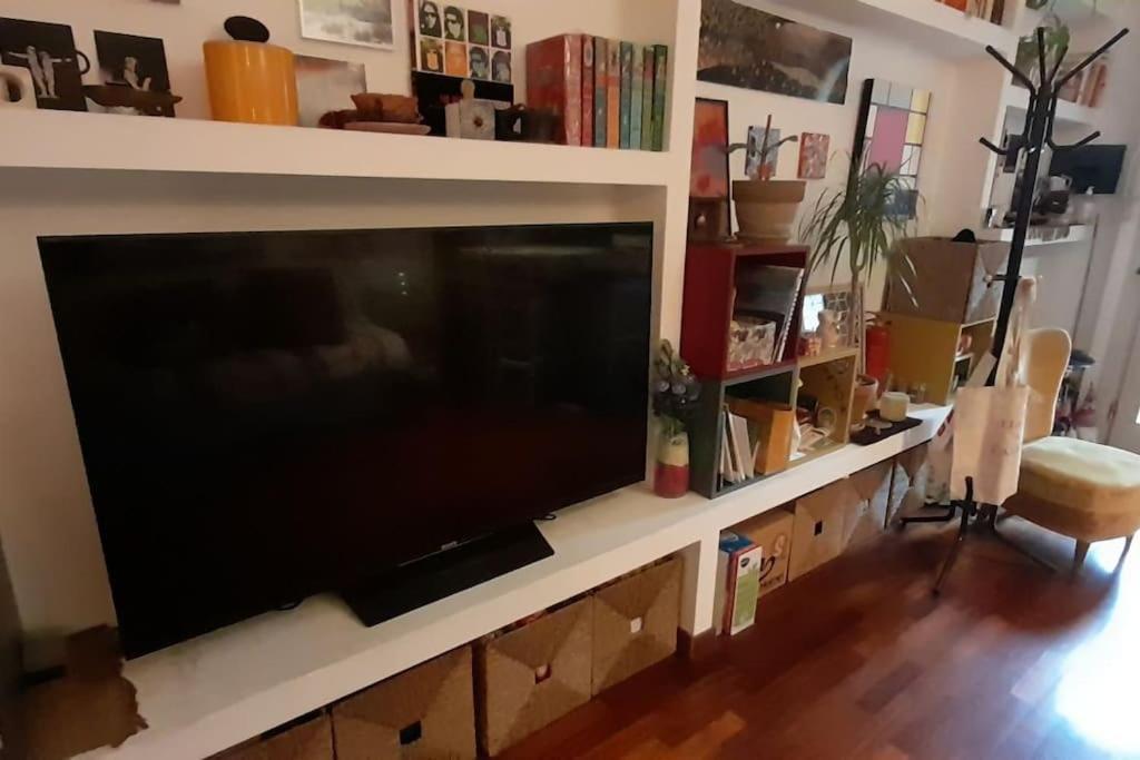Appartamento Bilocale - Milano Zona Isola Exteriör bild